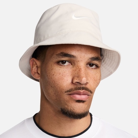 Nike Unisex Swoosh Apex Bucket in Stone Size Small NEW - Picture 1 of 7